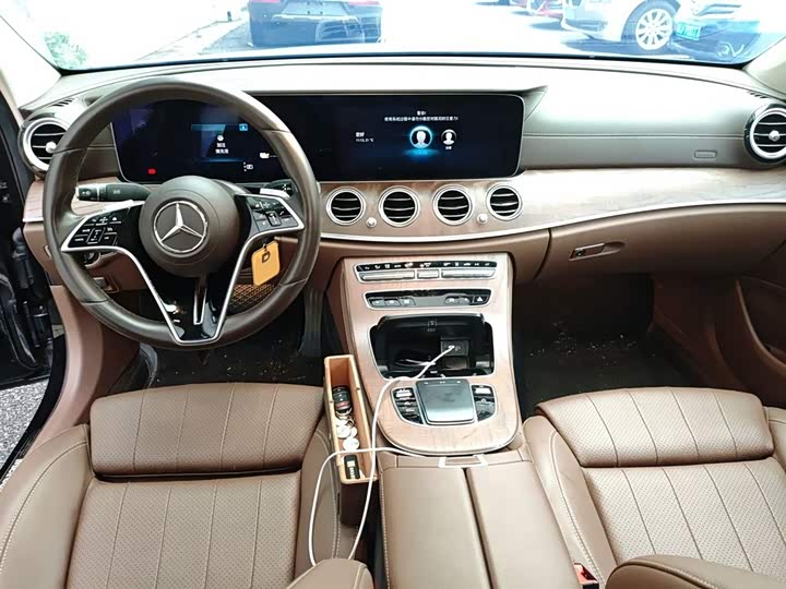Mercedes-Benz E-Class Hybrid, 2022 — фото 3 из 9