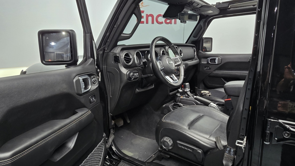 Jeep Wrangler, 2022 — фото 10 из 12