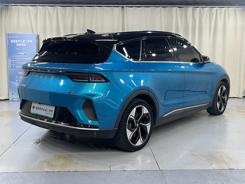 BAIC Arcfox Alpha T, 2023 — фото 6 из 12
