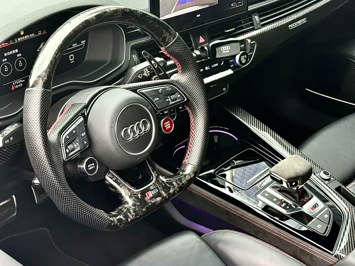 Audi RS 4, 2023 — фото 6 из 9