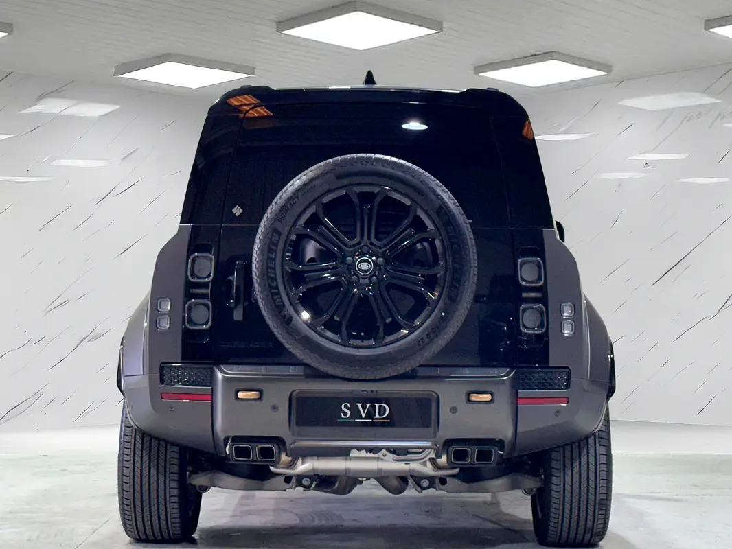 Land Rover Defender, 2025 — фото 6 из 10