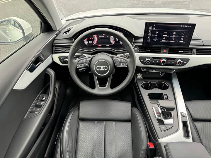 Audi A4L, 2022 — фото 8 из 9