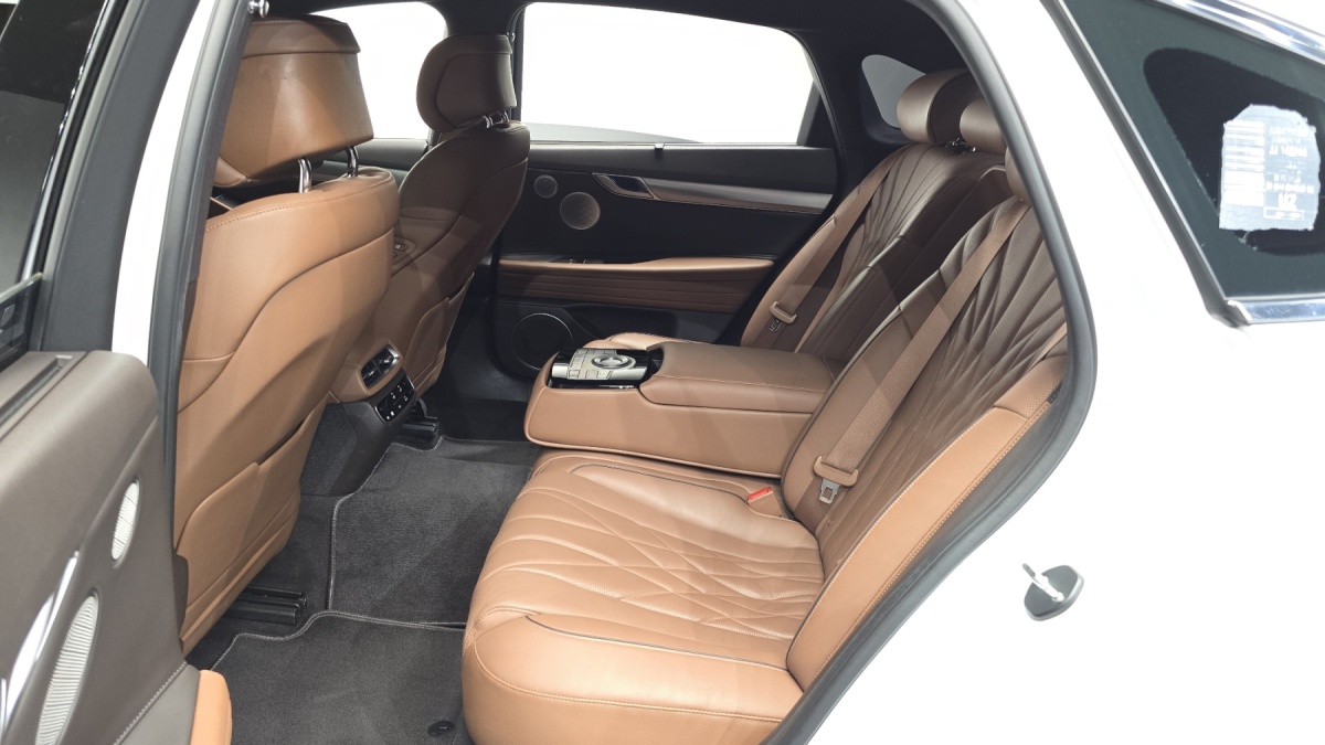 Genesis G80, 2022 — фото 10 из 12