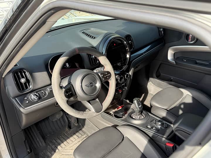 Mini Countryman, 2021 — фото 7 из 9