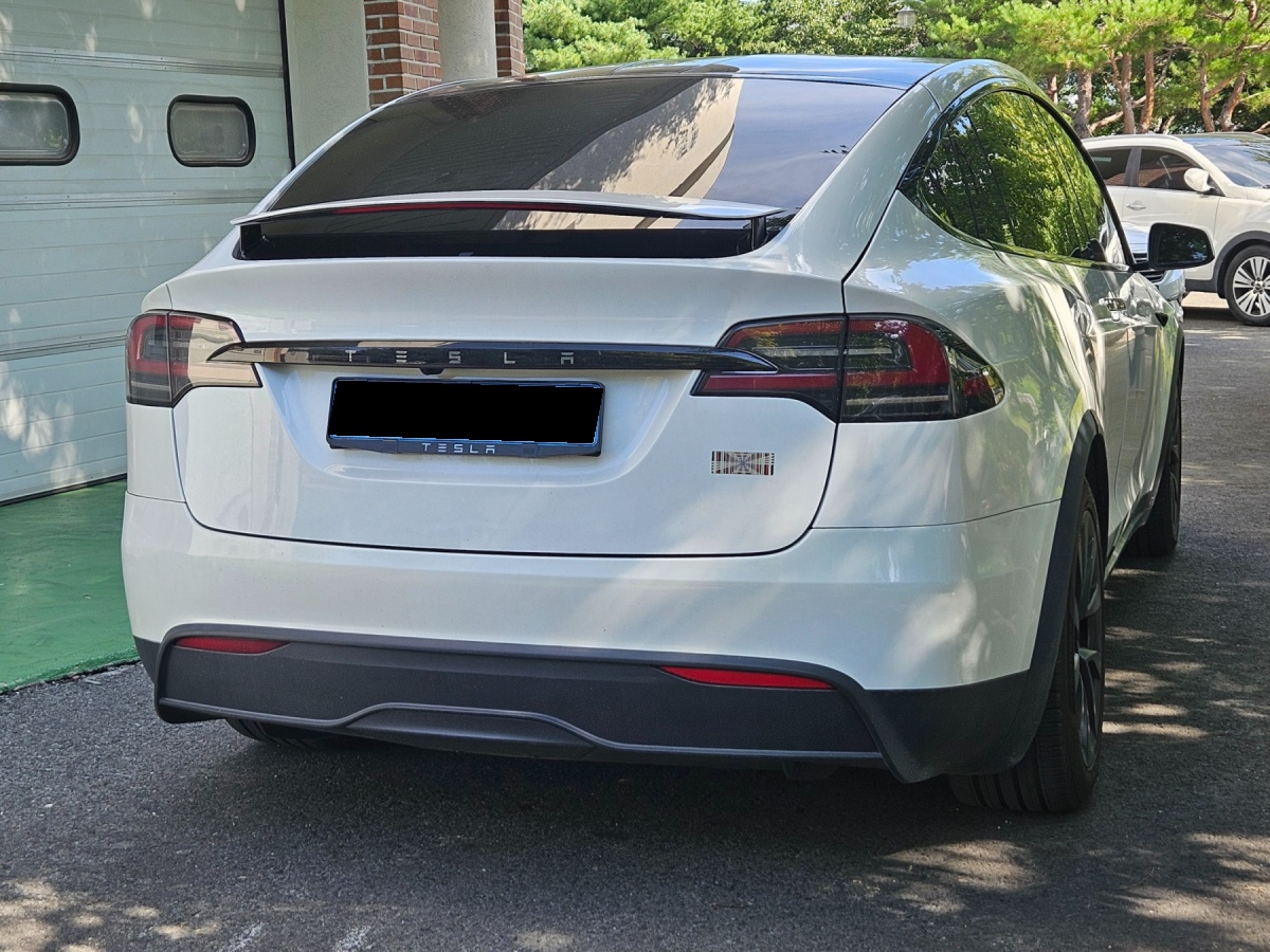 Tesla Model X, 2023 — фото 5 из 12