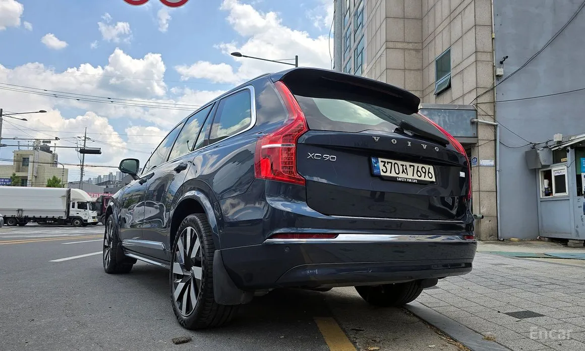 Volvo XC90, 2024 — фото 4 из 12