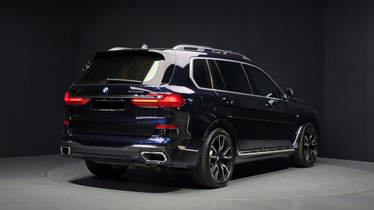 BMW X7, 2022 — фото 2 из 12