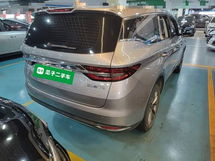 Geely Jiaji Hybrid, 2022 — фото 7 из 9