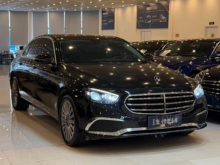 Mercedes-Benz E-Class, 2022 — фото 2 из 9