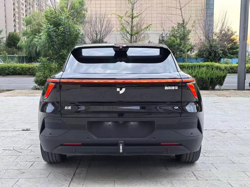 Geely Jiyue 01, 2023 — фото 5 из 10