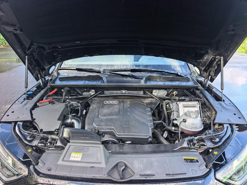 Audi Q5L Sportback, 2023 — фото 8 из 12