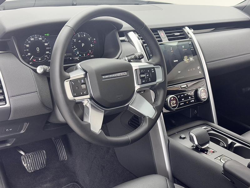 Land Rover Discovery, 2024 — фото 9 из 12
