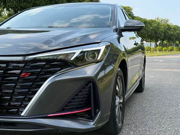 Changan Eado Plus, 2022 — фото 8 из 9