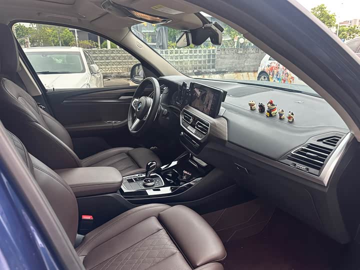 BMW X3, 2022 — фото 8 из 9