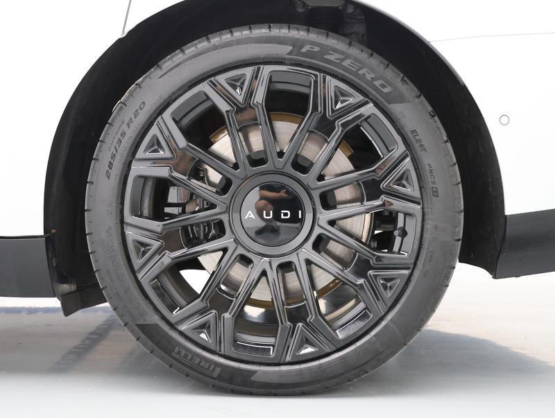 Audi × SAIC E5 Sportback, 2026 — фото 11 из 12
