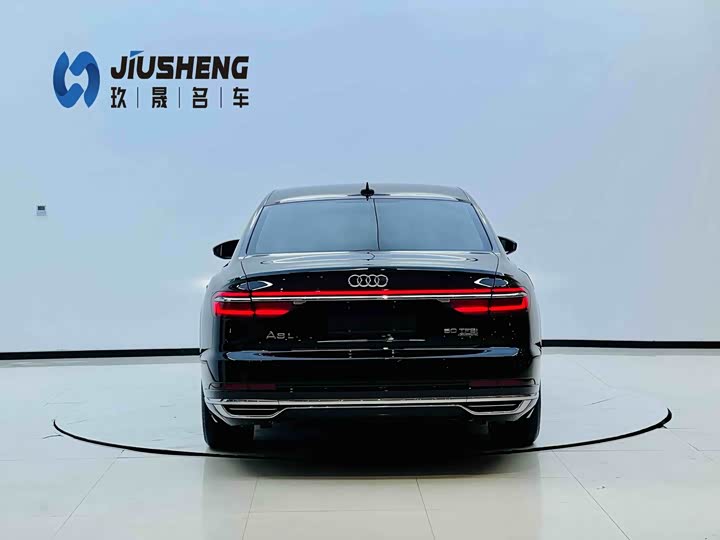 Audi A8, 2022 — фото 5 из 9