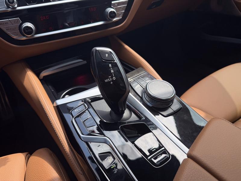 BMW 6 Series GT, 2022 — фото 11 из 12