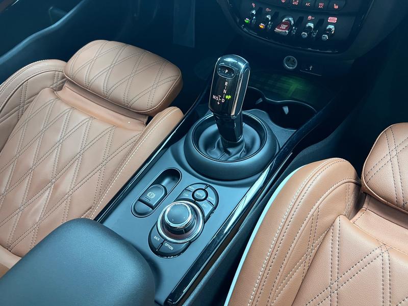 Mini Clubman, 2021 — фото 9 из 12