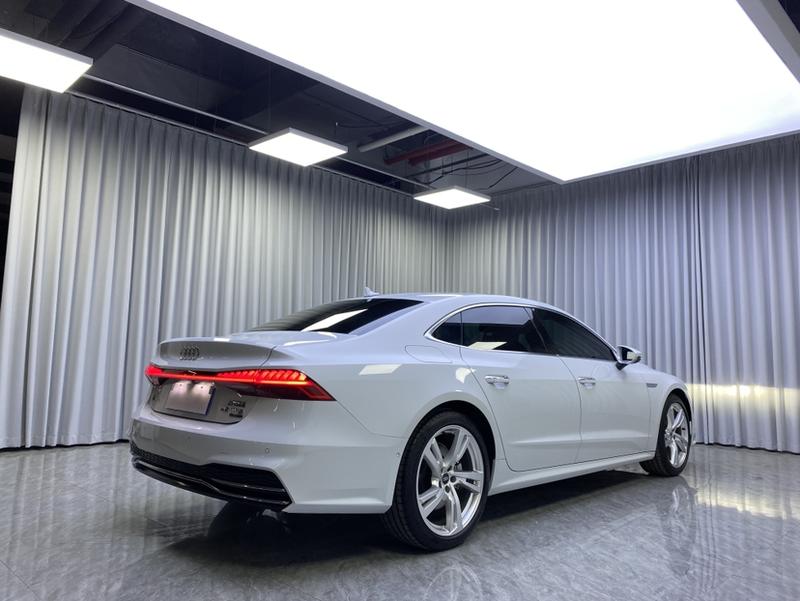 Audi A7L, 2023 — фото 6 из 12