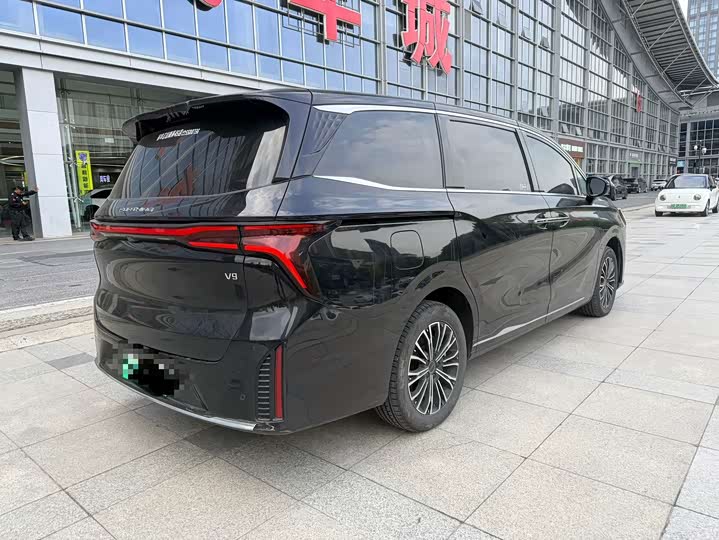 Dongfeng Forthing Xinghai V9, 2024 — фото 7 из 9