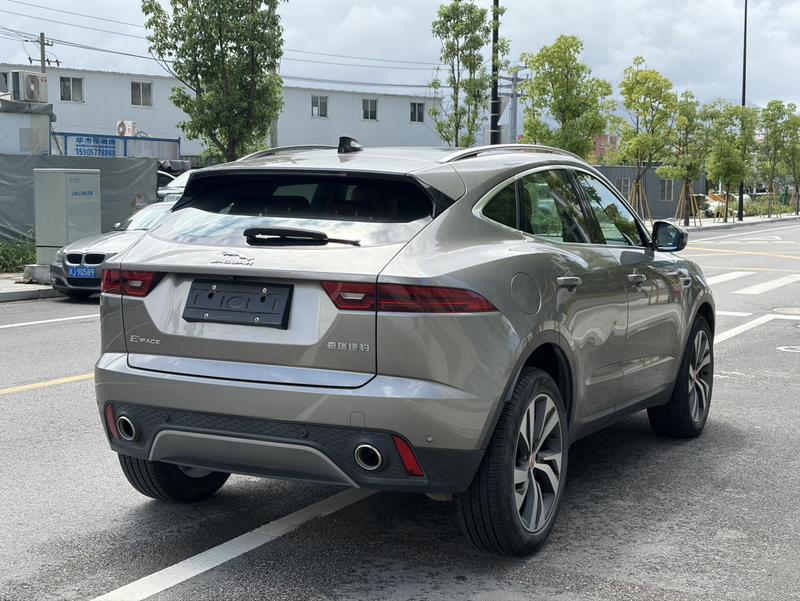 Jaguar E-Pace, 2023 — фото 6 из 10