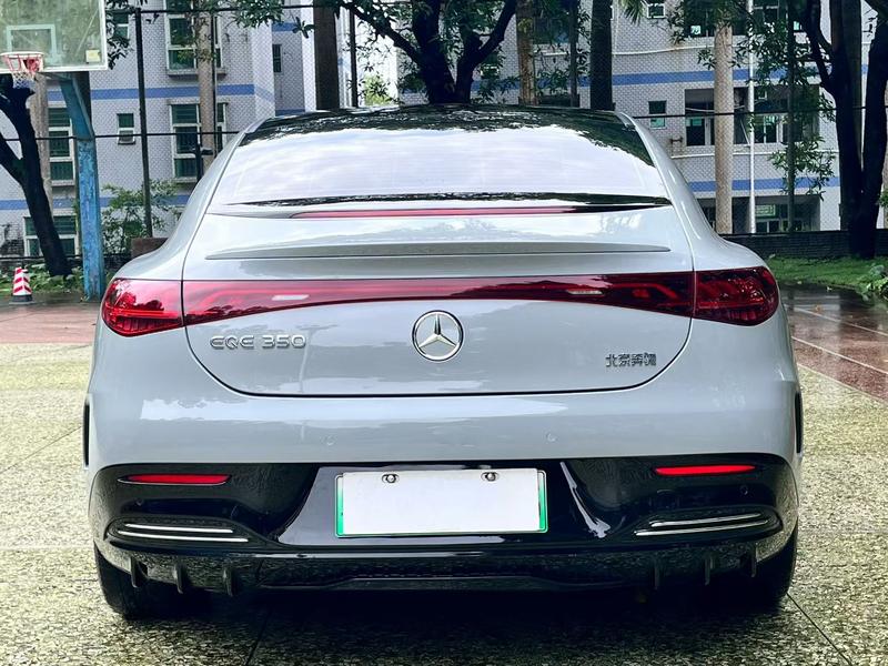 Mercedes-Benz EQE, 2023 — фото 4 из 10