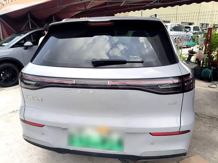 Geely Galaxy E5, 2024 — фото 6 из 9