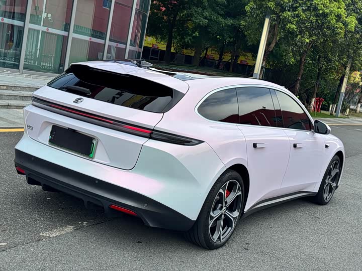 Nio ET5T, 2023 — фото 6 из 9