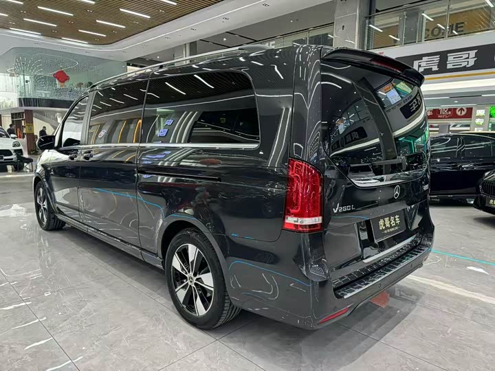 Mercedes-Benz V-Class, 2021 — фото 7 из 9