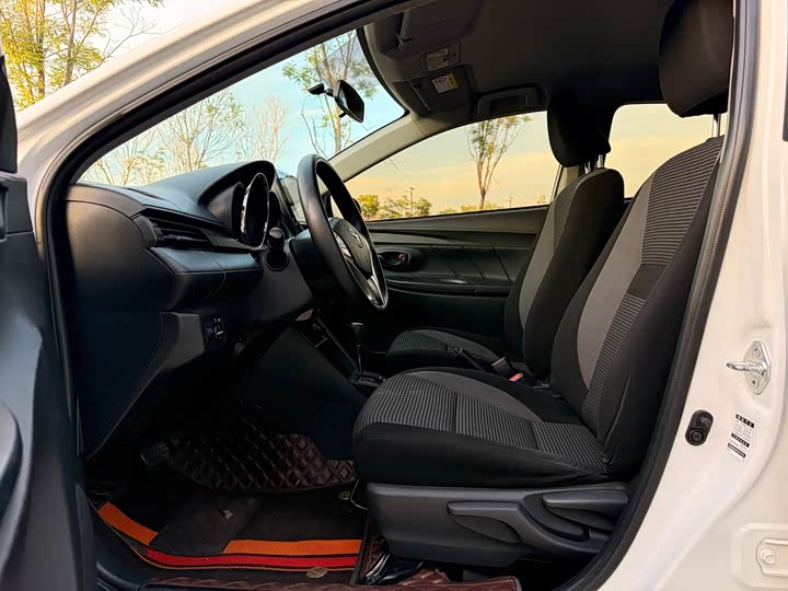 Toyota Vios, 2022 — фото 8 из 9