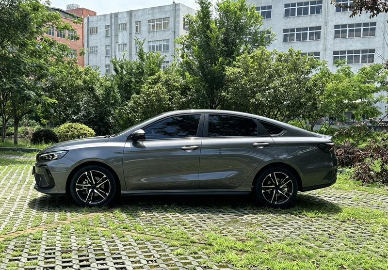 Geely Binrui, 2023 — фото 4 из 11