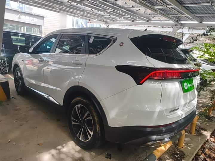 Jetour X70 Plus, 2022 — фото 5 из 9