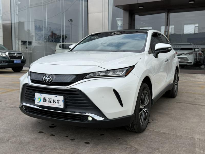 Toyota Harrier, 2022 — купить в Кирове под ключ