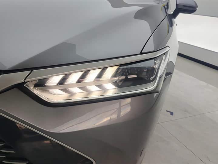 BYD Qin Plus, 2024 — фото 5 из 9