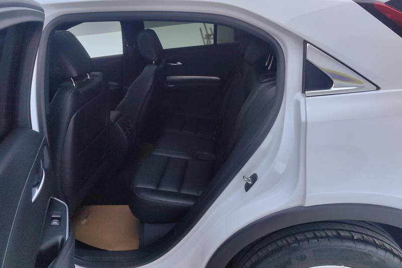 Cadillac XT4, 2022 — фото 11 из 12