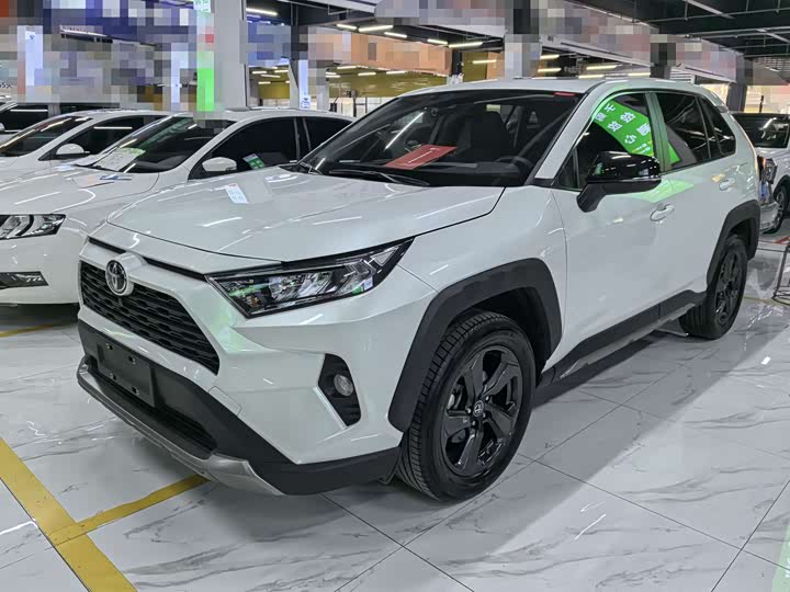 Toyota RAV4, 2022 — купить в Санкт-Петербурге под ключ