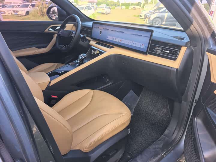 Roewe RX5 Hybrid, 2022 — фото 9 из 9