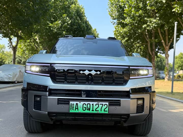 BYD FangChengBao Leopard 8, 2025 — фото 2 из 9