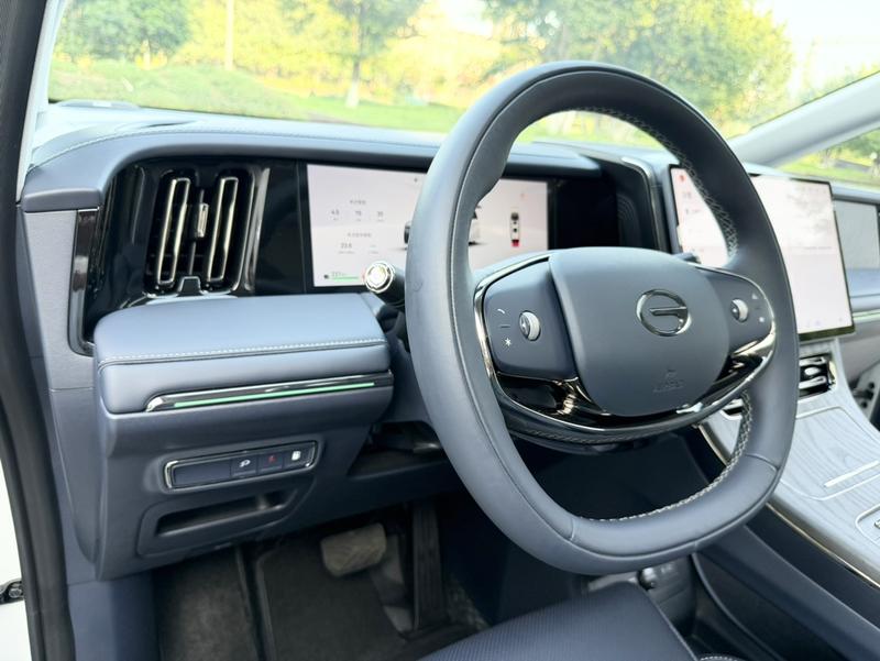 GAC Trumpchi M8 Hybrid, 2025 — фото 10 из 12