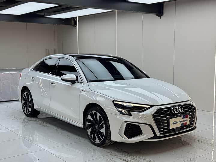 Audi A3, 2023 — фото 3 из 9