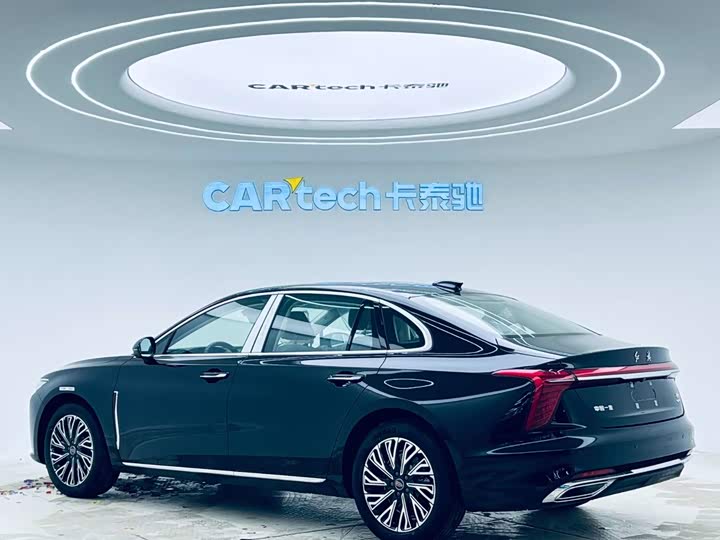 Hongqi H5 Hybrid, 2026 — фото 7 из 9