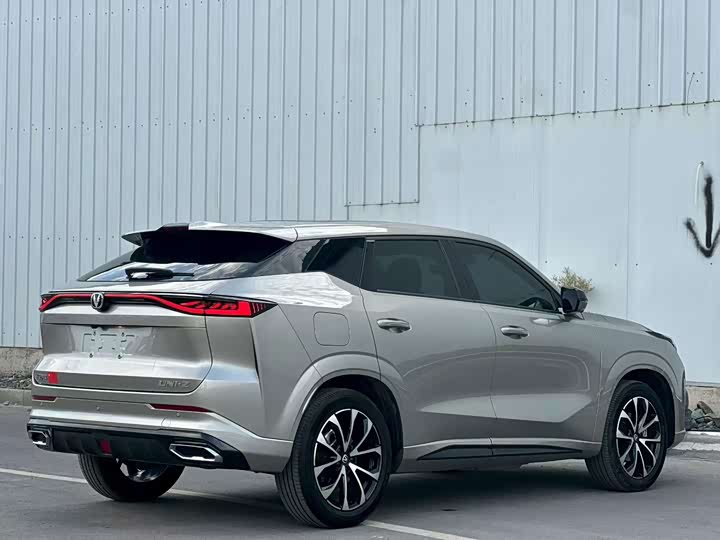 Changan UNI-Z Hybrid, 2024 — фото 7 из 9