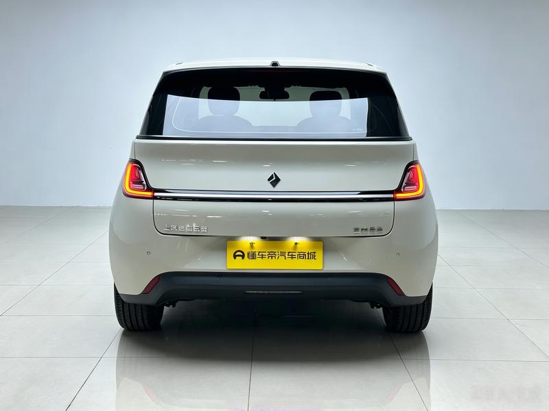 Baojun Yunduo, 2023 — фото 6 из 12