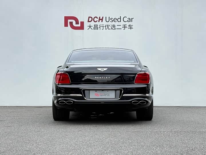 Bentley Flying Spur Hybrid, 2023 — фото 3 из 9