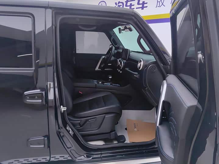 BAIC Beijing BJ40, 2024 — фото 8 из 9