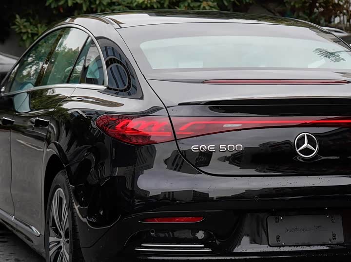 Mercedes-Benz EQE, 2026 — фото 7 из 9