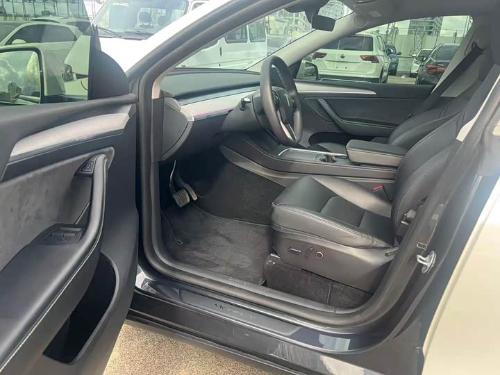 Tesla Model Y, 2024 — фото 4 из 9