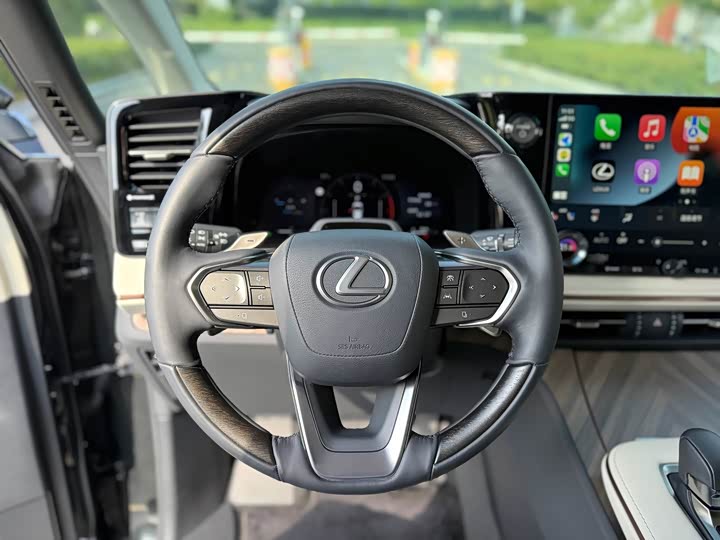 Lexus LM, 2023 — фото 5 из 9