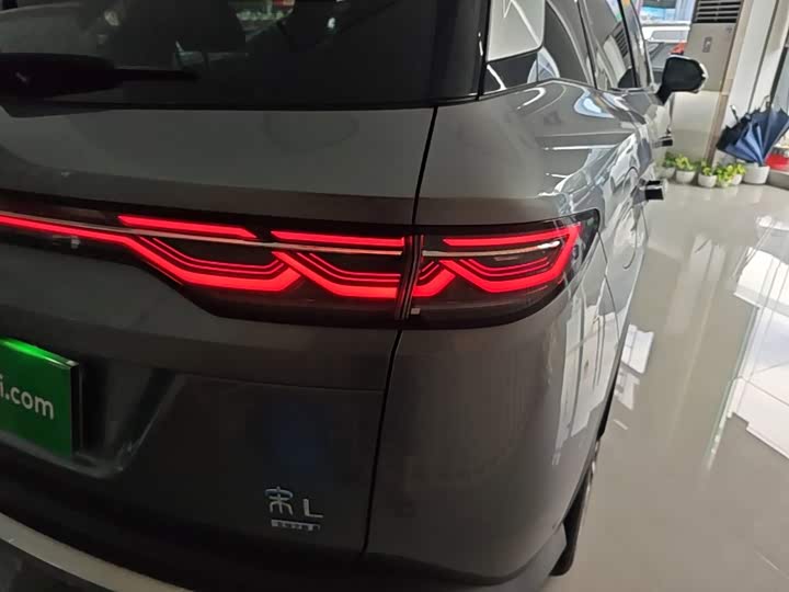 BYD Song L DM-i Hybrid, 2024 — фото 8 из 9