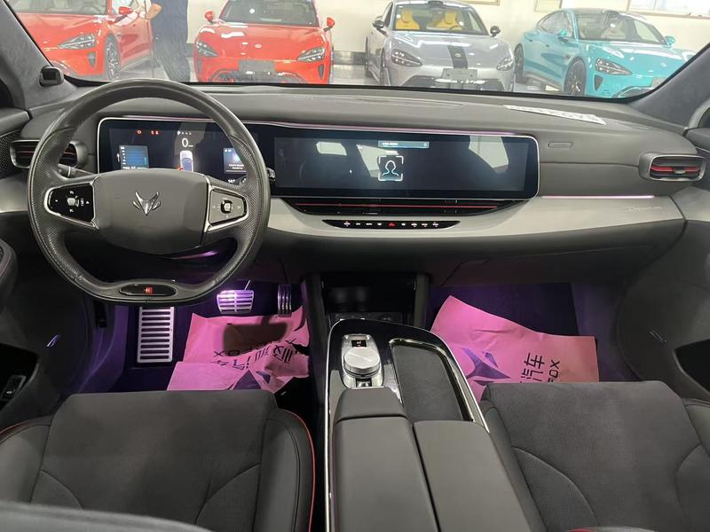 BAIC Arcfox Alpha S, 2023 — фото 6 из 9